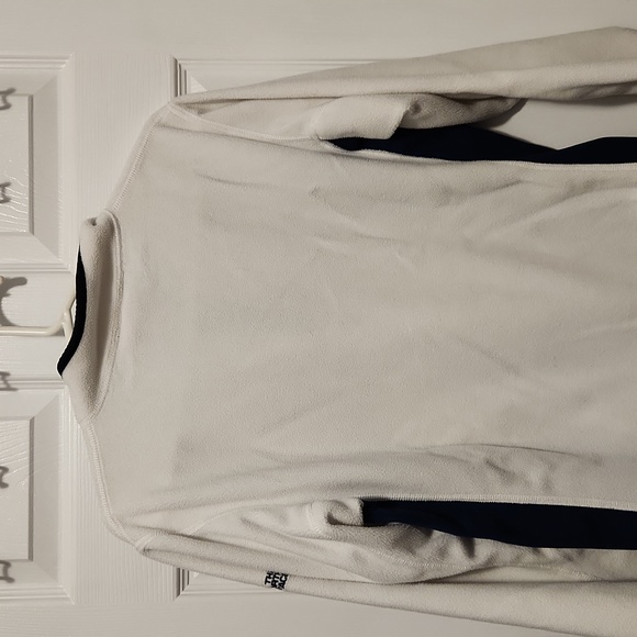 North Face Women's Large quarter zip pullover - Picture 5 of 6